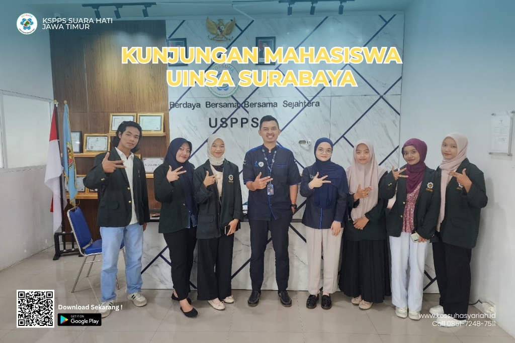 Foto Bersama Ketua Pengurus dan Sekretaris Kspps Suara Hati Bersama dengan Mahasiswa UINSA Surabaya